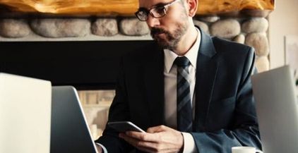 كيف-يحقق-رواد-الأعمال-رؤية-ناجحة-لتحقيق-مشاريعهم-696x419