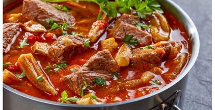 طاجن البامية باللحم الضاني على الطريقة المصرية
