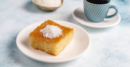 homemade-turkish-dessert-semolina-cake-2022-01-21-17-49-43-utc