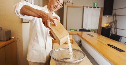 طريقة عمل الأرز المعمر بالحليب والمكسرات